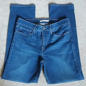 314 Levi's